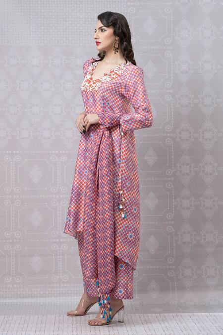 Buy_Niki Mahajan_Pink Crepe Pearls, Sequins V-neck Hand Block Kurta Pant Set _Online_at_Aza_Fashions