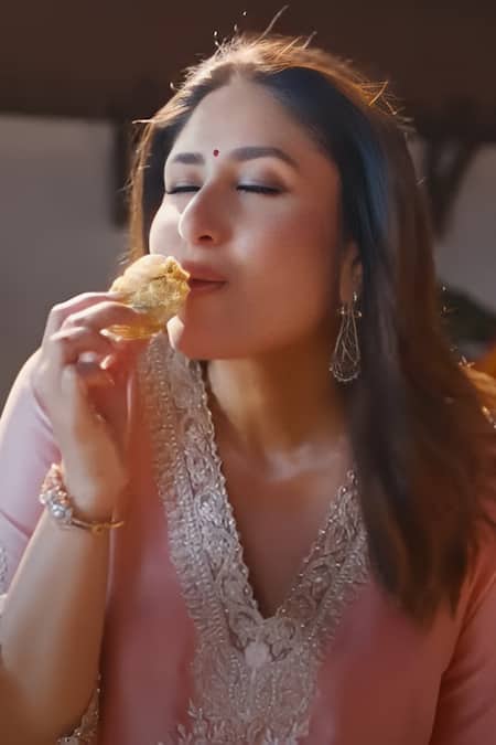 Buy_Sheetal Batra_Pink Silk, Chanderi, Satin Embroidery V-neck Sanvi Kurta And Salwar Set 