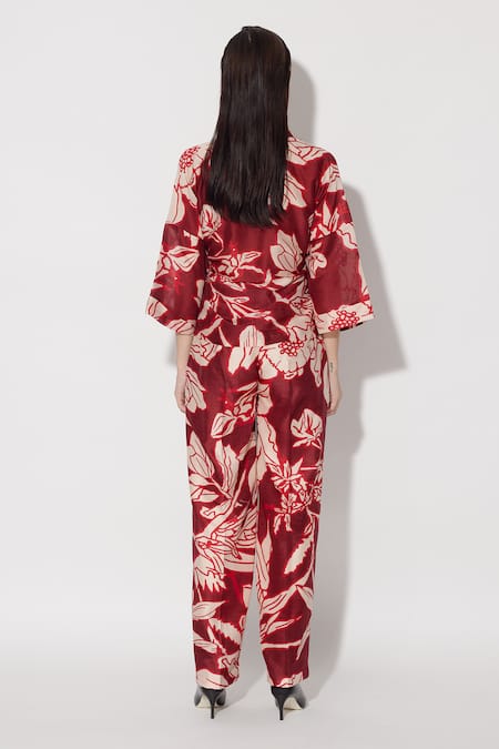 Shop Twinkle Hanspal Maroon Chanderi Printed Mangnolia Collared Iris Shirt With Pant at Aza Fashions Shop_Twinkle Hanspal_Maroon Chanderi Printed Mangnolia Collared Iris Shirt With Pant_at_Aza_Fashions