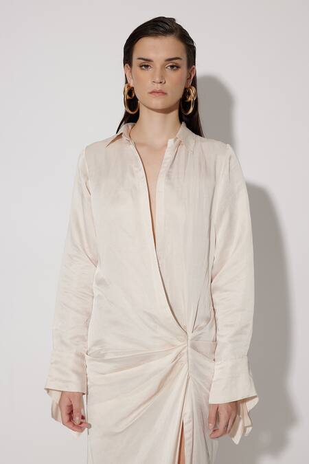 Buy_Twinkle Hanspal_Ivory Linen Satin Collar Heidi High Slit Draped Trail Dress