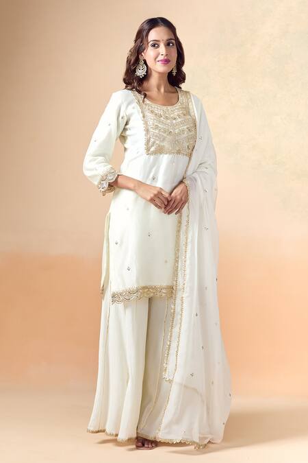 Shop Kalakaari By Sagarika Off White Chanderi , Organza, Crepe Floral Bodice Kurta And Sharara Set Online at Aza Fashions Shop_Kalakaari By Sagarika_Off White Chanderi , Organza, Crepe Floral Bodice Kurta And Sharara Set _Online_at_Aza_Fashions
