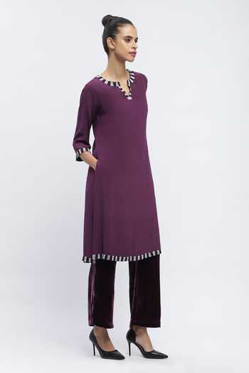 Buy_ABRAHAM AND THAKORE_Purple Crepe Beads Collared Embroidered Kurta _Online_at_Aza_Fashions