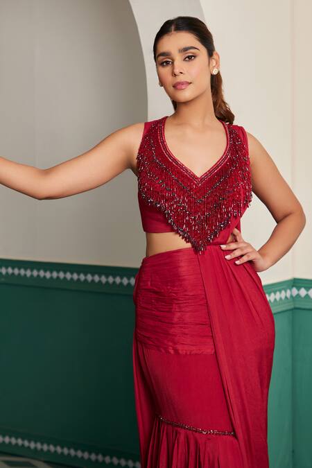Dheeru Taneja_Red Net Crystals, Pearls V-neck Embroidered Pre-draped Saree Set _Online_at_Aza_Fashions