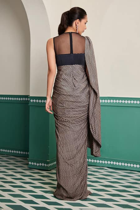 Dheeru Taneja Nasma Geometric Print Pre-Draped Saree Gown 
