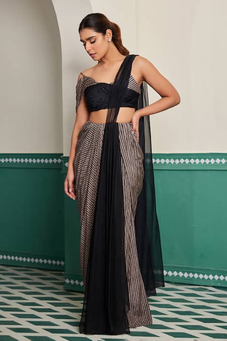 Dheeru Taneja_Beige Organza, Shireen Geometric Print Pre- Saree With Blouse _Online_at_Aza_Fashions