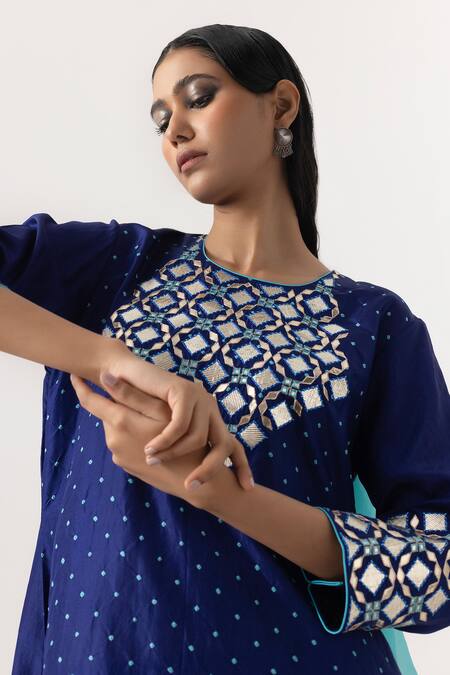 Naina Jain Blue Silk, Organza Gota Patti Round Neck Embroidered Kurta Pant Set Online at Aza Fashions Naina Jain_Blue Silk, Organza Gota Patti Round Neck Embroidered Kurta Pant Set _Online_at_Aza_Fashions