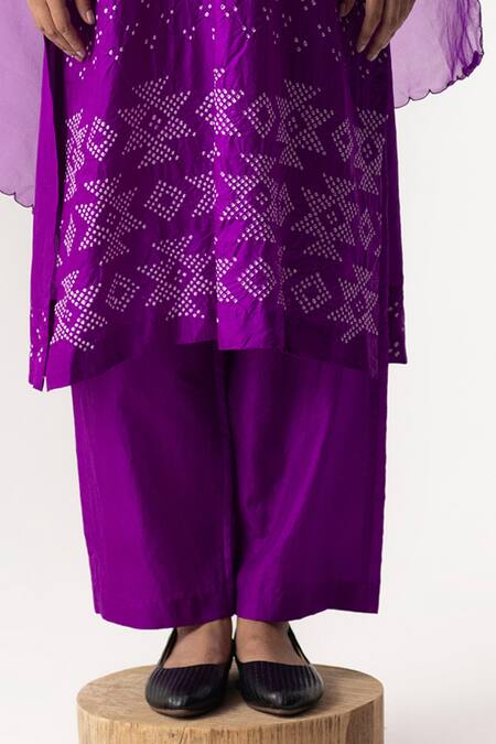 Naina Jain Purple Silk, Organza Embroidery Round Neck Gota Patti Work Yoke Kurta Pant Set Online at Aza Fashions Naina Jain_Purple Silk, Organza Embroidery Round Neck Gota Patti Work Yoke Kurta Pant Set _Online_at_Aza_Fashions