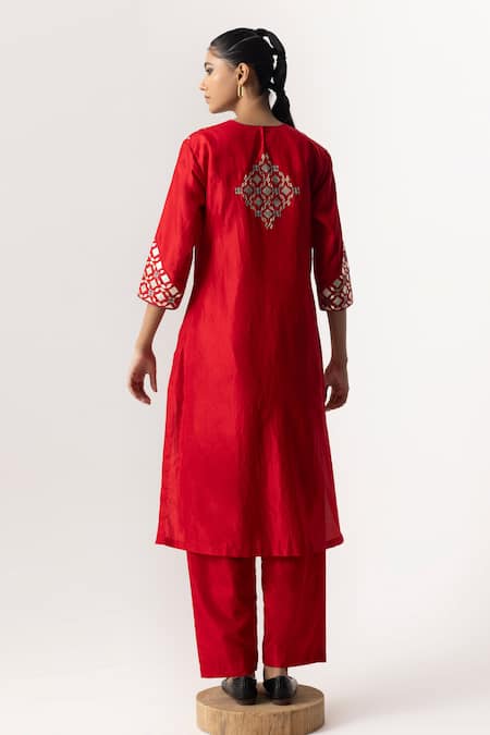 Shop Naina Jain Red Silk, Organza Gota Patti Round Neck Embroidered Kurta Pant Set at Aza Fashions Shop_Naina Jain_Red Silk, Organza Gota Patti Round Neck Embroidered Kurta Pant Set _at_Aza_Fashions