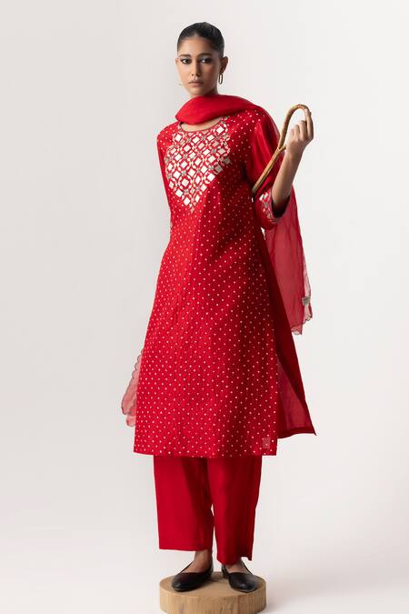 Buy Naina Jain Red Silk, Organza Gota Patti Round Neck Embroidered Kurta Pant Set Online at Aza Fashions Buy_Naina Jain_Red Silk, Organza Gota Patti Round Neck Embroidered Kurta Pant Set _Online_at_Aza_Fashions
