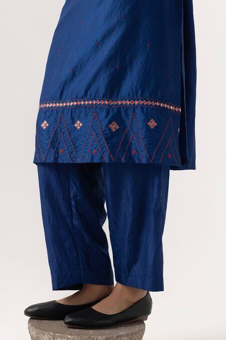 Naina Jain Blue Silk, Organza Embroidery, Gota Patti Hand Cut Jaal Work Kurta Pant Set at Aza Fashions Naina Jain_Blue Silk, Organza Embroidery, Gota Patti Hand Cut Jaal Work Kurta Pant Set _at_Aza_Fashions