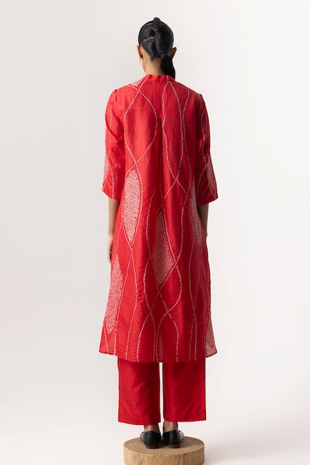 Shop Naina Jain Red Silk Embroidery Collared Bandhani Maze Pattern Kurta And Pant Set at Aza Fashions Shop_Naina Jain_Red Silk Embroidery Collared Bandhani Maze Pattern Kurta And Pant Set _at_Aza_Fashions