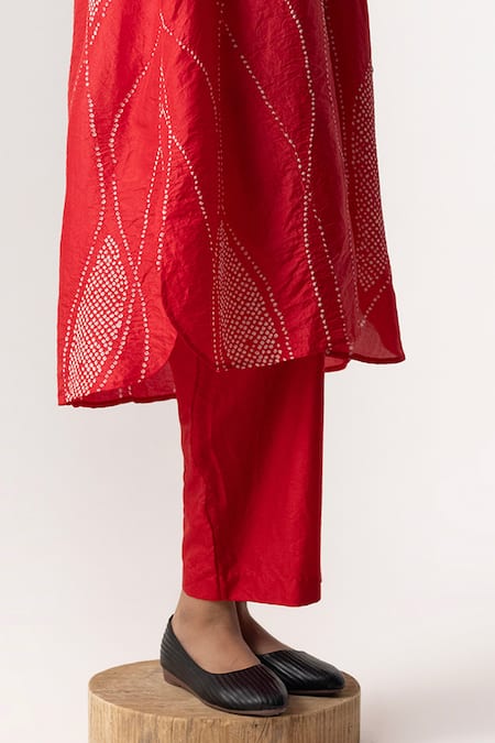 Naina Jain Red Silk Embroidery Collared Bandhani Maze Pattern Kurta And Pant Set Online at Aza Fashions Naina Jain_Red Silk Embroidery Collared Bandhani Maze Pattern Kurta And Pant Set _Online_at_Aza_Fashions