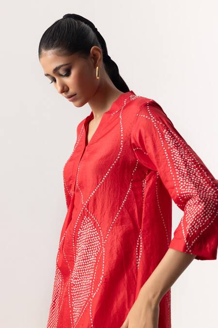Buy Naina Jain Red Silk Embroidery Collared Bandhani Maze Pattern Kurta And Pant Set Online at Aza Fashions Buy_Naina Jain_Red Silk Embroidery Collared Bandhani Maze Pattern Kurta And Pant Set _Online_at_Aza_Fashions