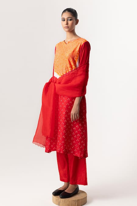 Buy Naina Jain Red Silk, Organza Mirrors Split V-neck Bandhani Yoke Embroidered Kurta Pant Set Online at Aza Fashions Buy_Naina Jain_Red Silk, Organza Mirrors Split V-neck Bandhani Yoke Embroidered Kurta Pant Set _Online_at_Aza_Fashions