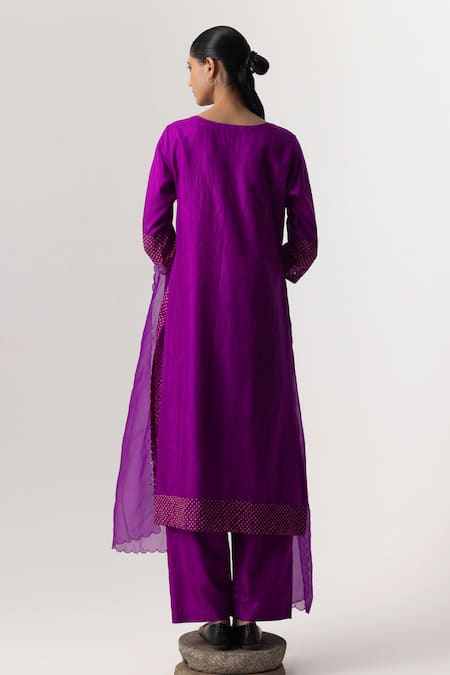 Shop Naina Jain Magenta Silk, Organza Gota Patti Round Bandhani Pattern Work Kurta Pant Set at Aza Fashions Shop_Naina Jain_Magenta Silk, Organza Gota Patti Round Bandhani Pattern Work Kurta Pant Set _at_Aza_Fashions