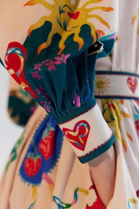 Buy NOIB Multi Color Mandarin Collar Garden Of Eden Print Bodysuit Online at Aza Fashions Buy_NOIB_Multi Color Mandarin Collar Garden Of Eden Print Bodysuit _Online_at_Aza_Fashions