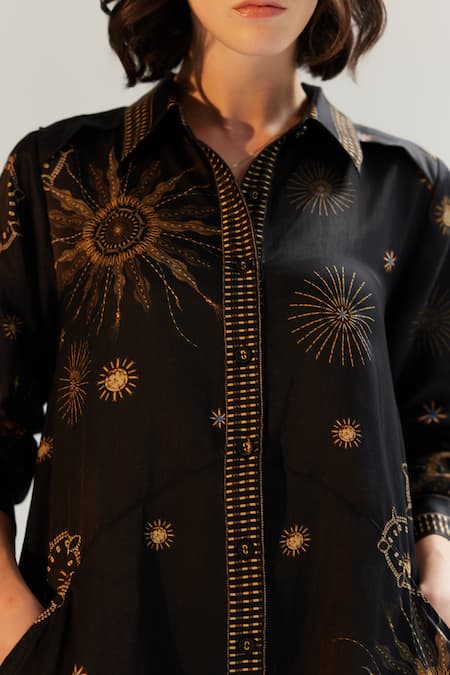 Buy_NOIB_Black Cotton, Silk Collared Thais Starstruck Print Dress _Online_at_Aza_Fashions