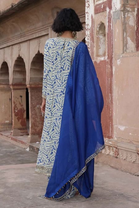 Shop Arpita Mehta Blue Georgette Embroidery Round Neck Leaf Vine Print Straight Kurta And Pant Set at Aza Fashions Shop_Arpita Mehta_Blue Georgette Embroidery Round Neck Leaf Vine Print Straight Kurta And Pant Set_at_Aza_Fashions