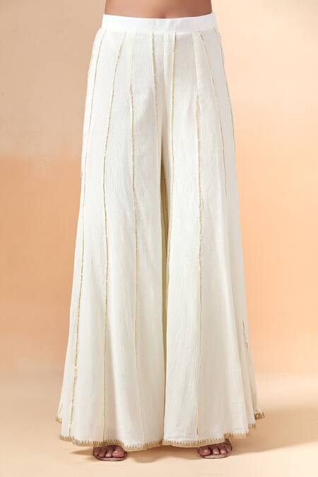 Buy Kalakaari By Sagarika Off White Chanderi , Organza, Crepe Floral Bodice Kurta And Sharara Set Buy_Kalakaari By Sagarika_Off White Chanderi , Organza, Crepe Floral Bodice Kurta And Sharara Set