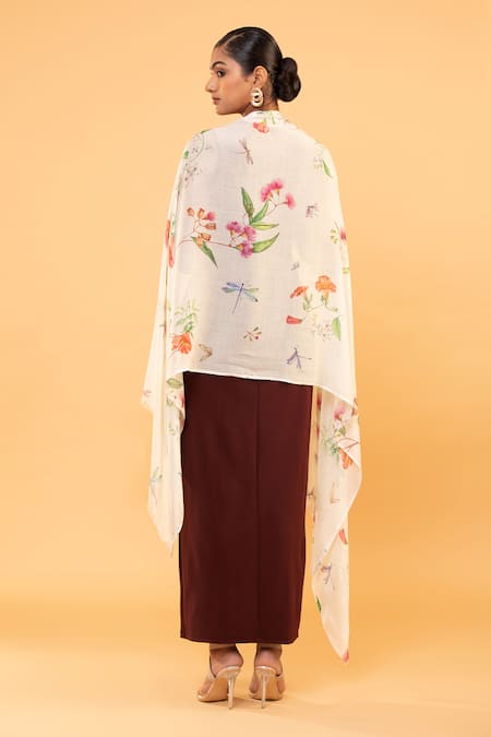 Shop Modarta Cream Floral Print Shawl at Aza Fashions Shop_Modarta_Cream Floral Print Shawl _at_Aza_Fashions