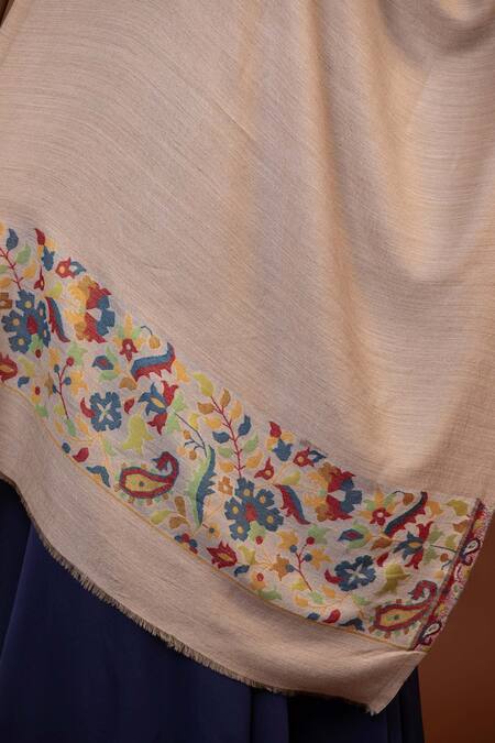 Buy Modarta Pink Wool Border Woven Shawl Online at Aza Fashions Buy_Modarta_Pink Wool Border Woven Shawl _Online_at_Aza_Fashions