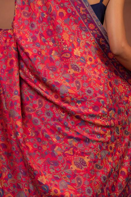Modarta Red Paisley Woven Shawl at Aza Fashions Modarta_Red Paisley Woven Shawl _at_Aza_Fashions