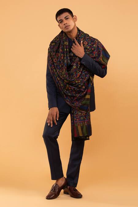 Buy Modarta Black Kashmiri Floral Pattern Shawl Online at Aza Fashions Buy_Modarta_Black Kashmiri Floral Pattern Shawl _Online_at_Aza_Fashions