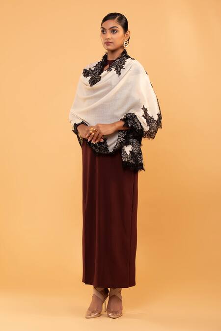 Shop Modarta White Blossom Embellished Lace Shawl Online at Aza Fashions Shop_Modarta_White Blossom Embellished Lace Shawl _Online_at_Aza_Fashions