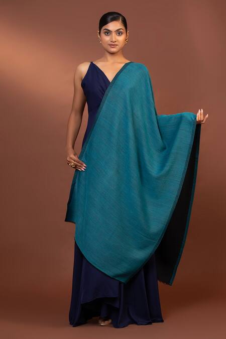 Modarta Blue Reversible Fine Wool Shawl Online at Aza Fashions Modarta_Blue Reversible Fine Wool Shawl _Online_at_Aza_Fashions