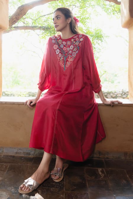 Shop_Ayaka_Red Cotton, Viscose Embroidery Round Neck Julian Floral Placement Dress 