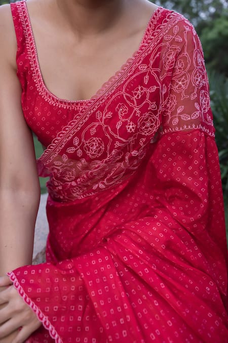 Shop Ayaka Red Silk Organza, Viscose Embroidery Floral Saree Shop_Ayaka_Red Silk Organza, Viscose Embroidery Floral Saree