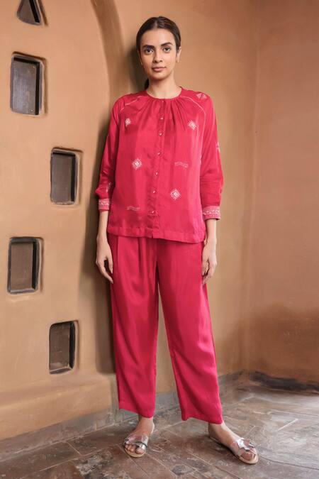 Ayaka Red Viscose Embroidery Round Neck Dalekantha Pleated Top at Aza Fashions Ayaka_Red Viscose Embroidery Round Neck Dalekantha Pleated Top _at_Aza_Fashions