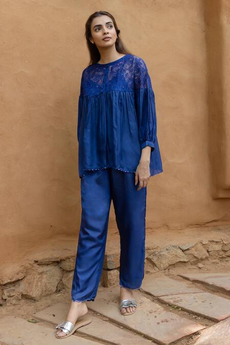 Buy Ayaka Blue Silk Organza, Viscose Embroidery Round Neck Polly Floral Thread Yoke Top Online at Aza Fashions Buy_Ayaka_Blue Silk Organza, Viscose Embroidery Round Neck Polly Floral Thread Yoke Top _Online_at_Aza_Fashions