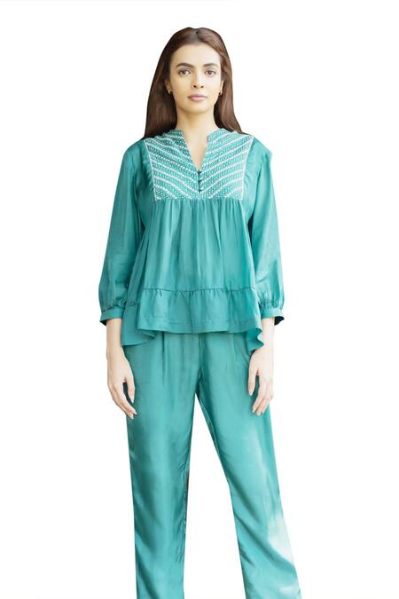 Buy_Ayaka_Green Viscose Embroidery Split V-neck Cara Thread Yoke Tiered Top _Online_at_Aza_Fashions