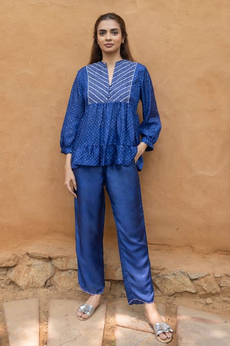 Ayaka Blue Viscose Embroidery Split V-neck Cara Bandhani Thread Yoke Top Online at Aza Fashions Ayaka_Blue Viscose Embroidery Split V-neck Cara Bandhani Thread Yoke Top _Online_at_Aza_Fashions