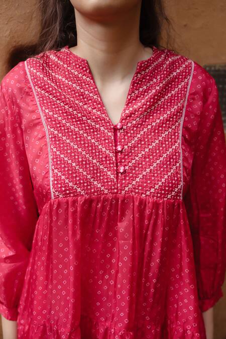 Buy Ayaka Red Viscose Sequins, Beads, Embroidery Cara Tiered Bandhani Print Peplum Top Online at Aza Fashions Buy_Ayaka_Red Viscose Sequins, Beads, Embroidery Cara Tiered Bandhani Print Peplum Top _Online_at_Aza_Fashions