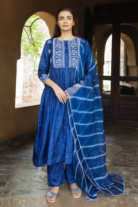 Ayaka_Blue Viscose Embroidery Round Neck Bandhani Print Kurta _Online_at_Aza_Fashions