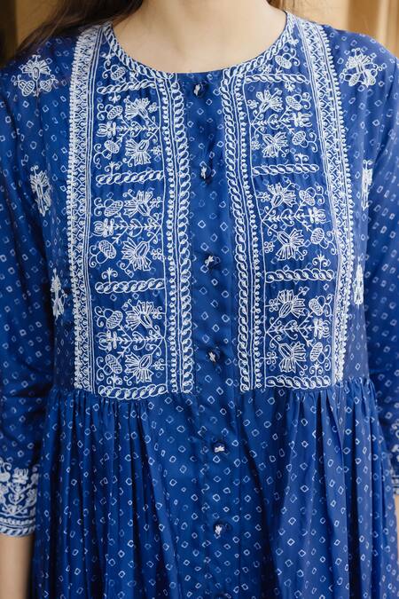 Shop_Ayaka_Blue Viscose Embroidery Round Neck Bandhani Print Kurta _Online_at_Aza_Fashions