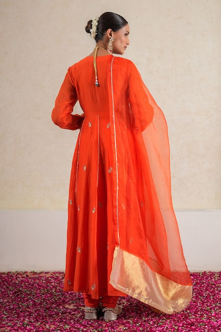 Kalakari By Akanksha Genda Paisley Sequin & Aari Embroidered Anarkali Set 