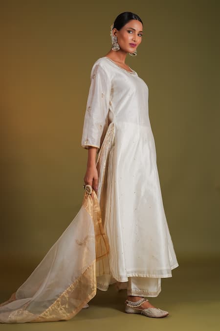 Buy_Kalakari by Akanksha_Ivory , , Gota Mogra Striped Side Kali Kurta Set _Online_at_Aza_Fashions