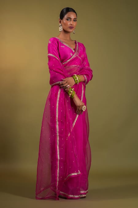 Shop_Kalakari By Akanksha_Pink Organza, Sequins V-neck Sadabahar Embellished Saree With Blouse _Online_at_Aza_Fashions