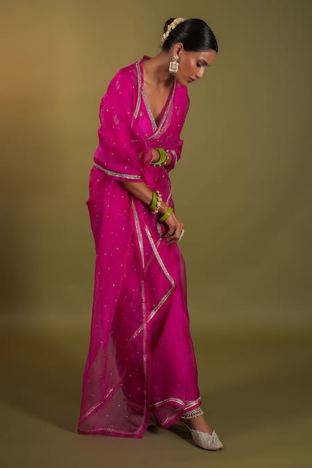 Kalakari By Akanksha_Pink Organza, Sequins V-neck Sadabahar Embellished Saree With Blouse _at_Aza_Fashions