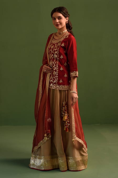 Shop Kameez Red Chanderi, Silk Organza Embroidery, Lace, Gota Patti Gul Kurta Lehenga Set Online at Aza Fashions Shop_Kameez_Red Chanderi, Silk Organza Embroidery, Lace, Gota Patti Gul Kurta Lehenga Set _Online_at_Aza_Fashions