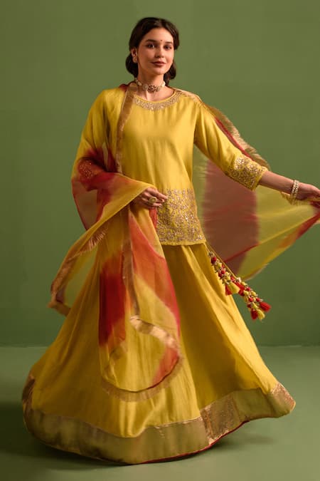 Buy Kameez Yellow Chanderi, Silk Organza Sequins, Embroidery, Gullista Kurta Lehenga Set Online at Aza Fashions Buy_Kameez_Yellow Chanderi, Silk Organza Sequins, Embroidery, Gullista Kurta Lehenga Set _Online_at_Aza_Fashions