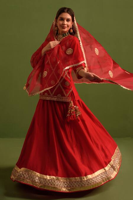 Kameez_Pink Chanderi, Silk Organza Embroidery, Phool Jaal Marodi Kurta Lehenga Set _Online_at_Aza_Fashions