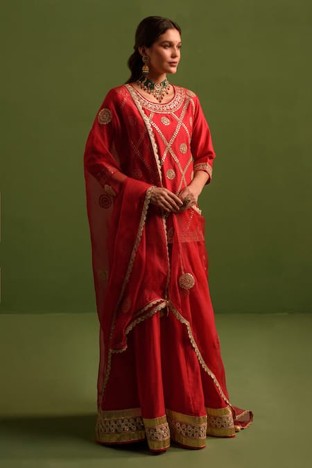 Buy_Kameez_Pink Chanderi, Silk Organza Embroidery, Phool Jaal Marodi Kurta Lehenga Set _Online_at_Aza_Fashions