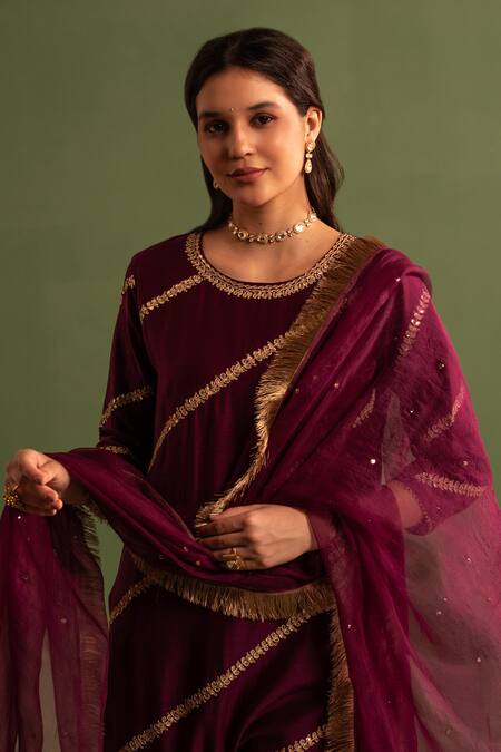 Shop_Kameez_Wine Chanderi, Organza Metallic Thread, Embroidery, Bloom Marodi Kurta Pant Set _Online_at_Aza_Fashions