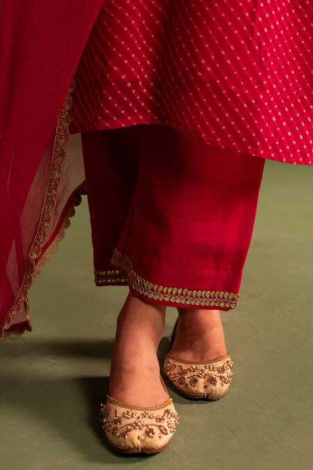 Kameez_Pink Chanderi, Georgette, Organza Gota Mothra Print Bloom Kurta Pant Set _Online_at_Aza_Fashions