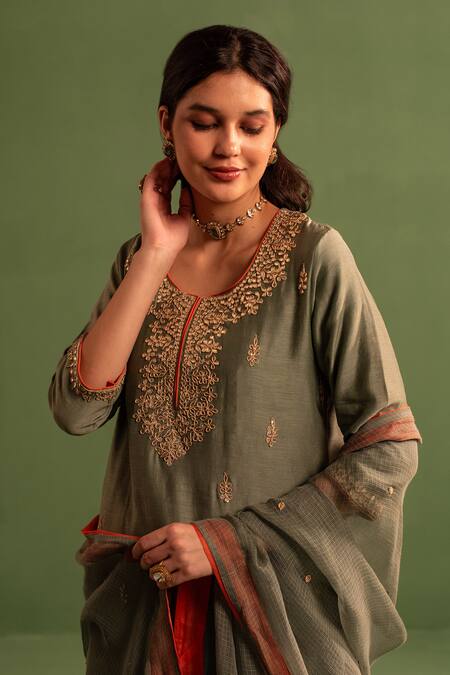 Buy Kameez Green Chanderi, Cotton, Kota Doria Embroidery, Phoolista Bloom Kurta Pant Set Online at Aza Fashions Buy_Kameez_Green Chanderi, Cotton, Kota Doria Embroidery, Phoolista Bloom Kurta Pant Set _Online_at_Aza_Fashions