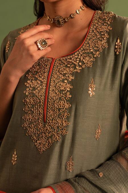 Shop Kameez Green Chanderi, Cotton, Kota Doria Embroidery, Phoolista Bloom Kurta Pant Set Online at Aza Fashions Shop_Kameez_Green Chanderi, Cotton, Kota Doria Embroidery, Phoolista Bloom Kurta Pant Set _Online_at_Aza_Fashions